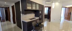 Glendale Park (D23), Condominium #564123791